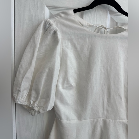 ALL ABOUT MAY White Linen Puff Sleeve Open Back Mini Dress Size 8 - Picture 2 of 6